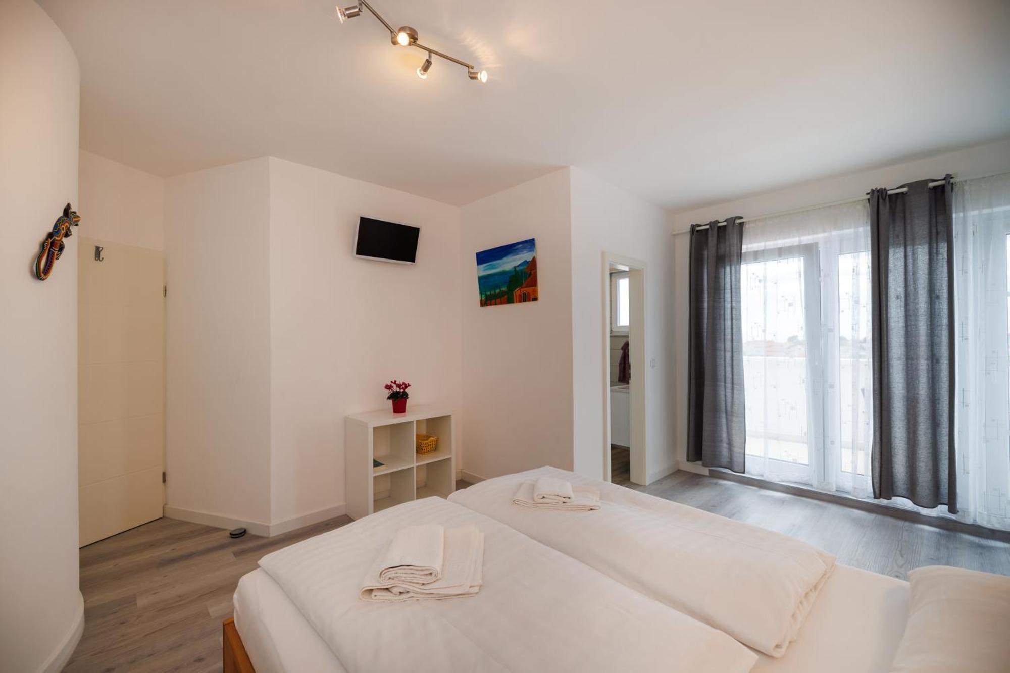 Guesthouse Halilagic Крк Экстерьер фото