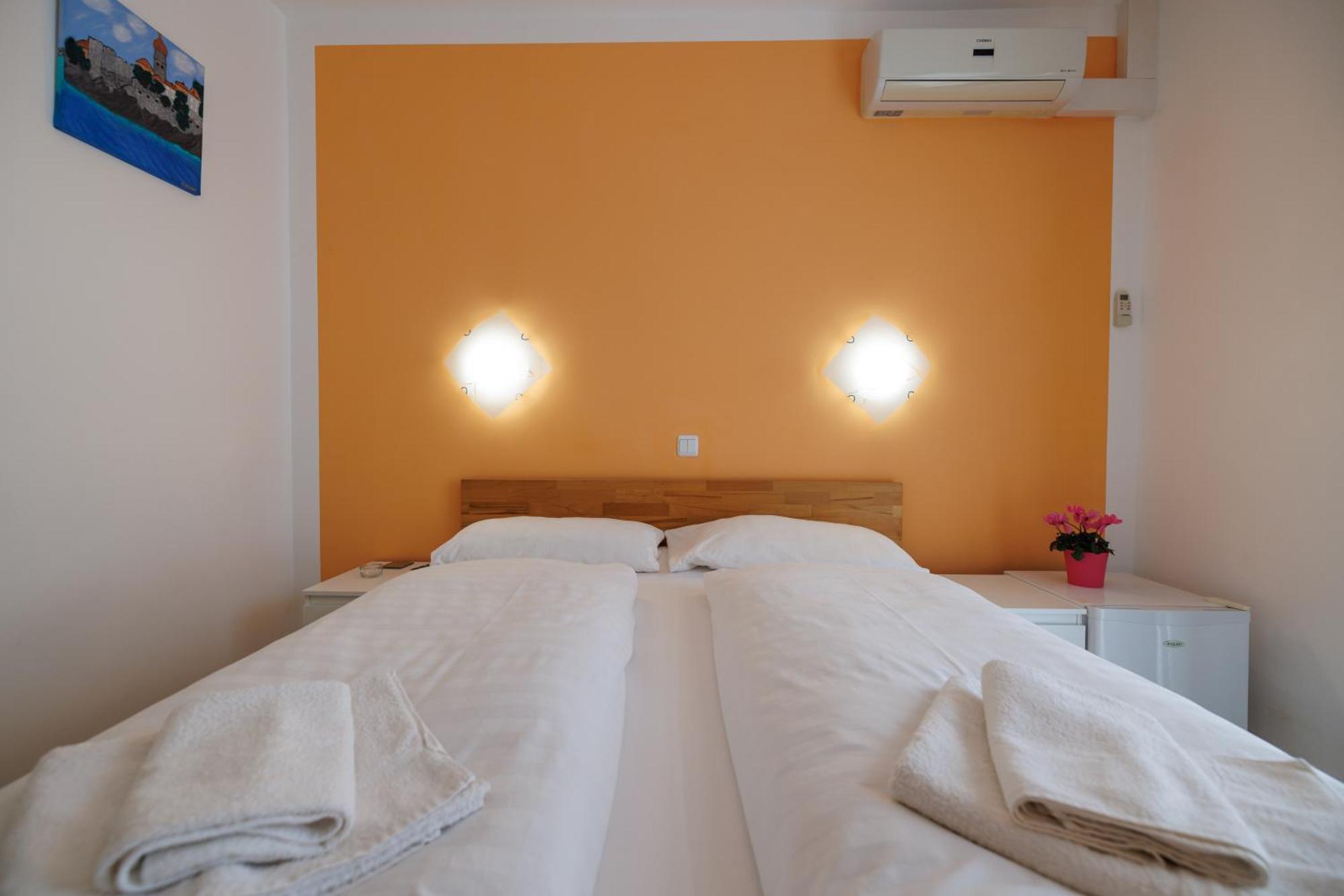 Guesthouse Halilagic Крк Экстерьер фото