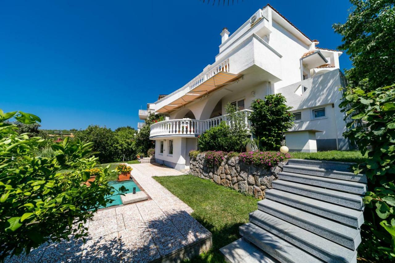 Guesthouse Halilagic Крк Экстерьер фото